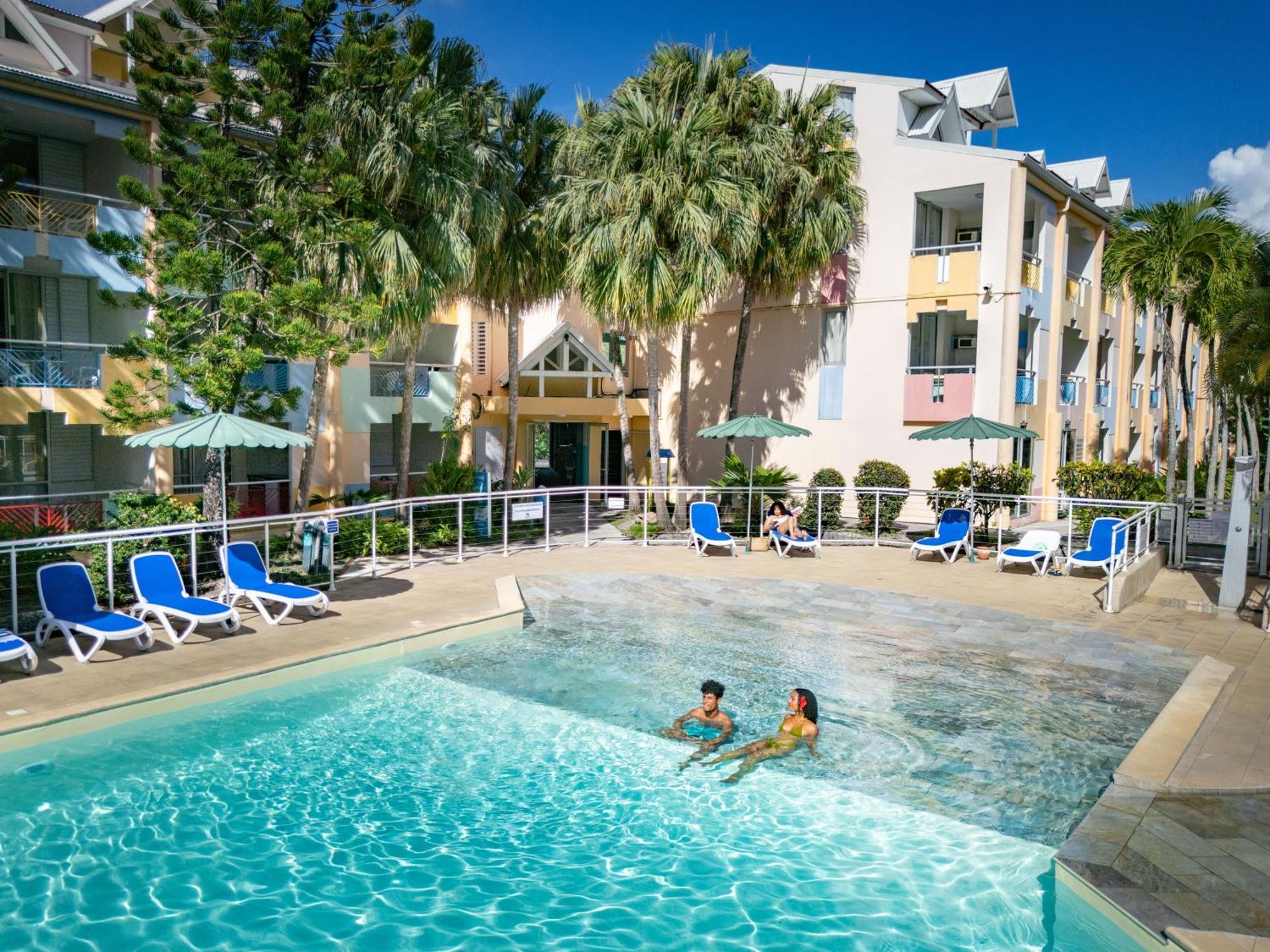 Canella Beach Hotel Le Gosier  Exterior photo