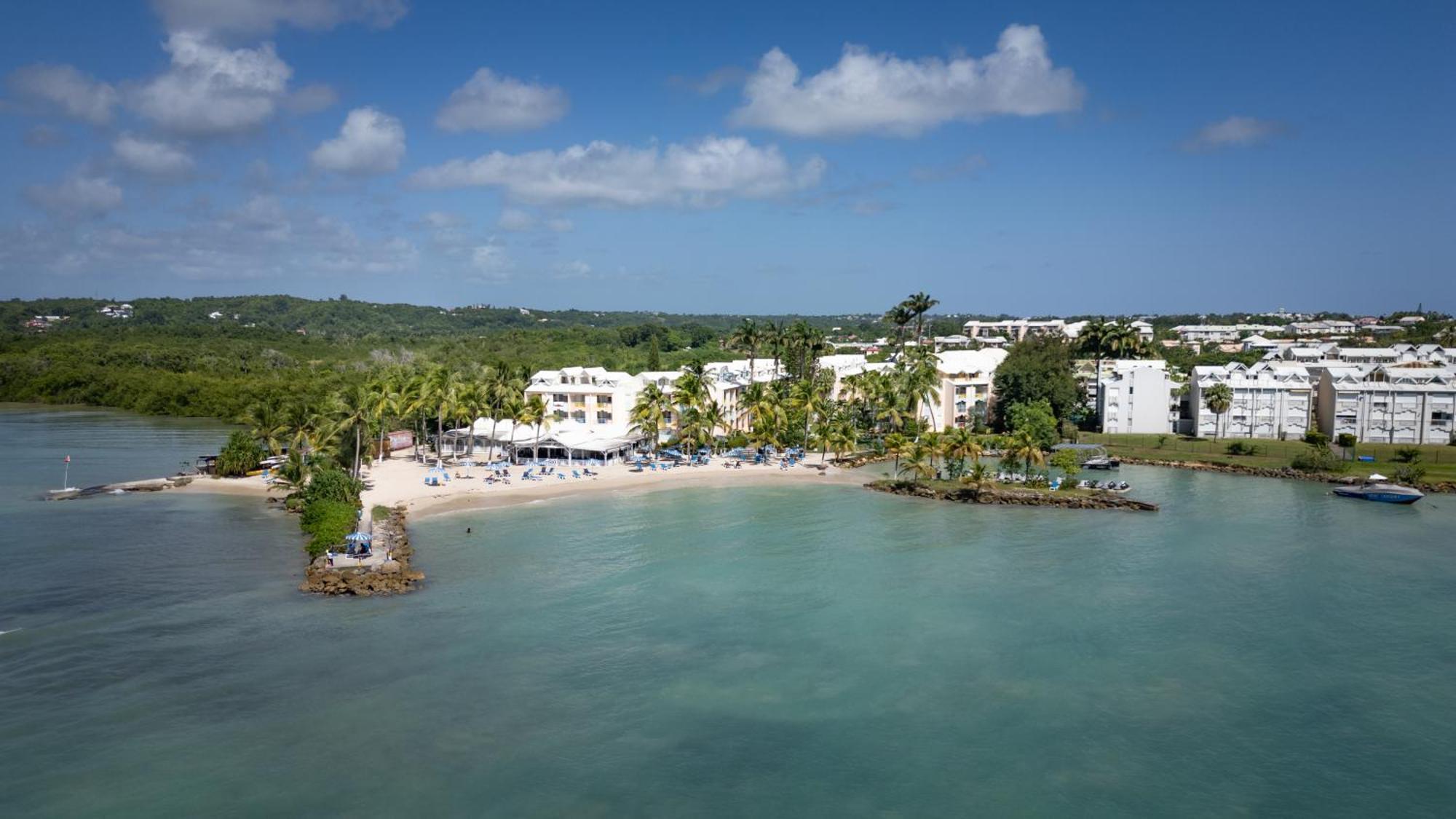 Canella Beach Hotel Le Gosier  Exterior photo