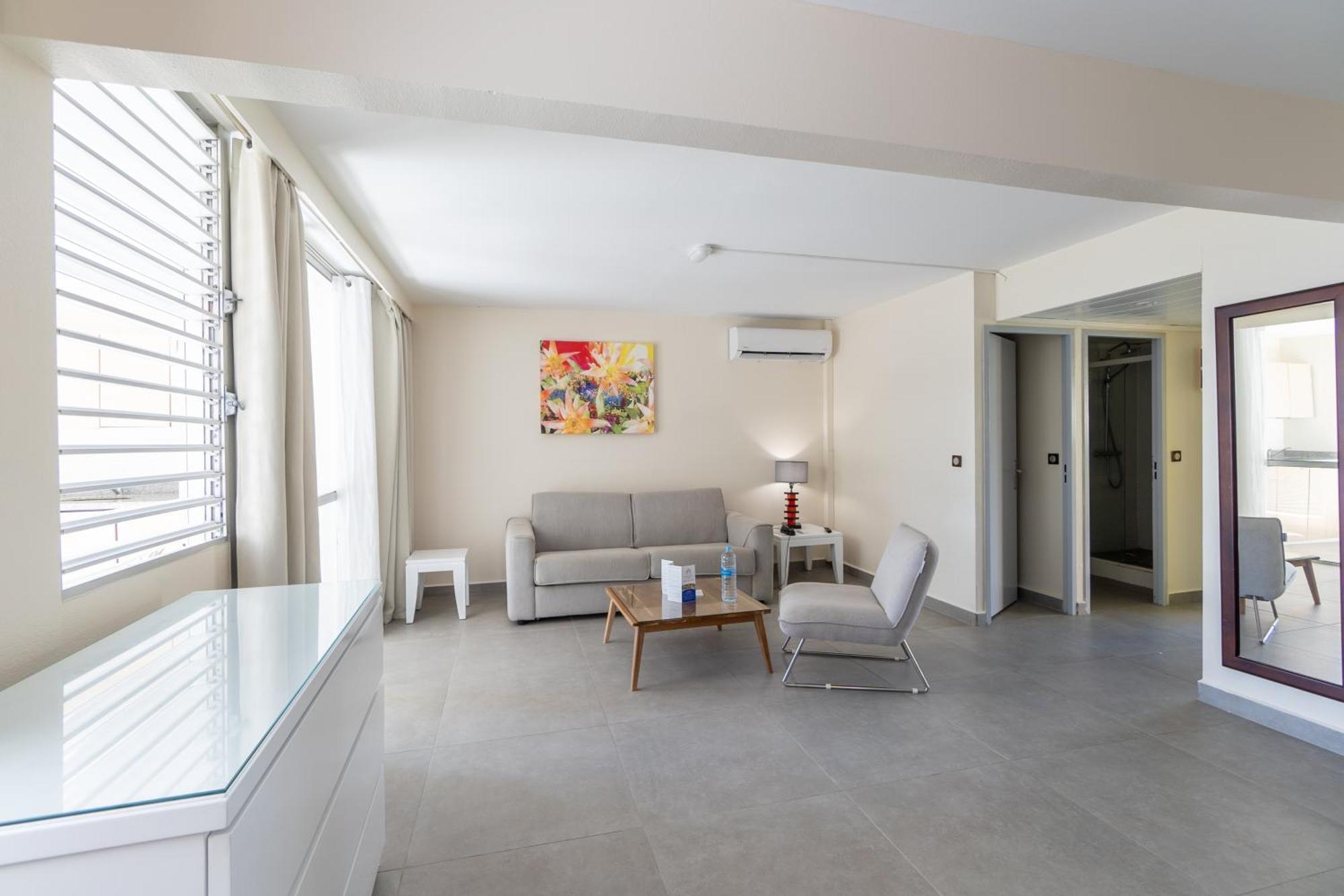 Canella Beach Hotel Le Gosier  Exterior photo